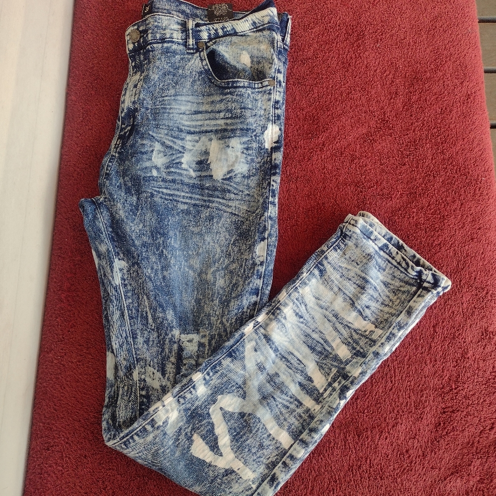 Road Narrows N.Y.C. men's jeans size 38